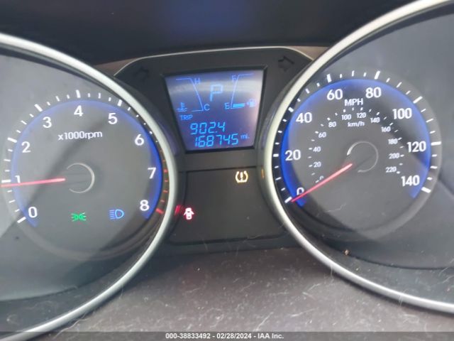 Photo 6 VIN: KM8JU3AC6CU338742 - HYUNDAI TUCSON 