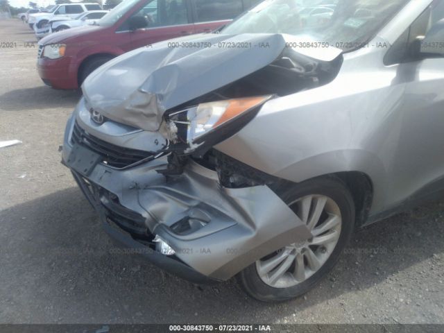 Photo 5 VIN: KM8JU3AC6CU457973 - HYUNDAI TUCSON 