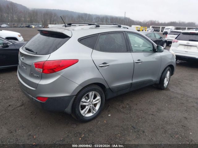 Photo 3 VIN: KM8JU3AC6DU671007 - HYUNDAI TUCSON 