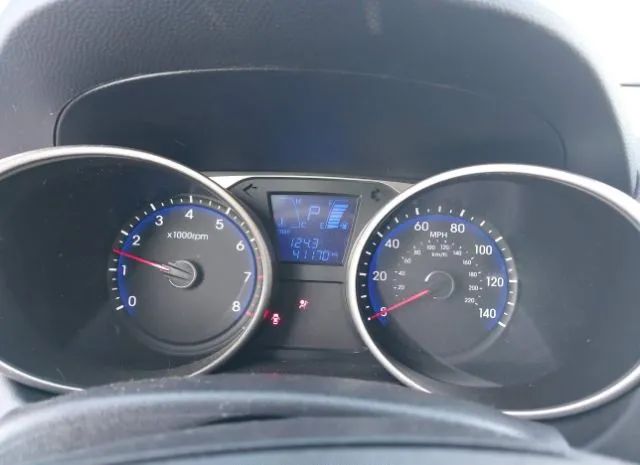 Photo 6 VIN: KM8JU3AC6DU773648 - HYUNDAI TUCSON 