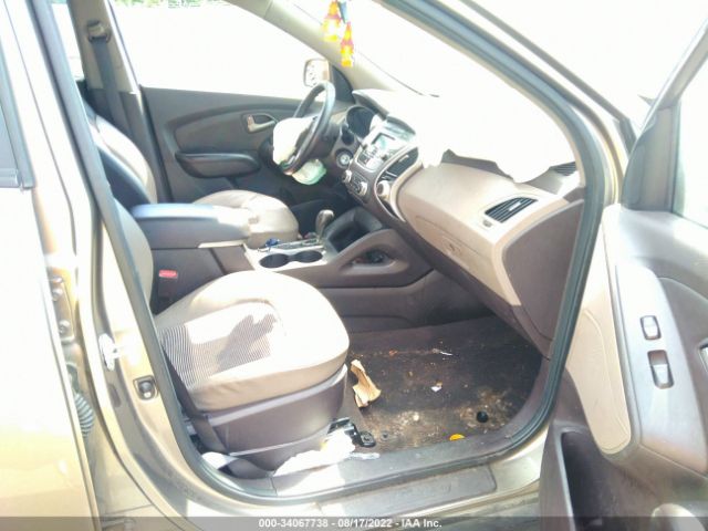 Photo 4 VIN: KM8JU3AC7AU069888 - HYUNDAI TUCSON 