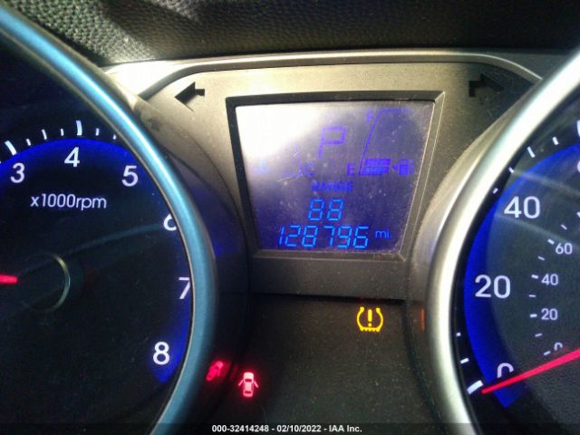 Photo 6 VIN: KM8JU3AC7BU134952 - HYUNDAI TUCSON 