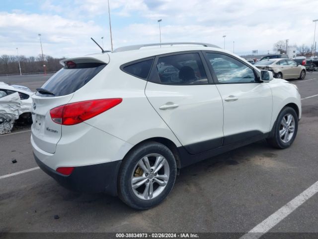 Photo 3 VIN: KM8JU3AC7BU158524 - HYUNDAI TUCSON 