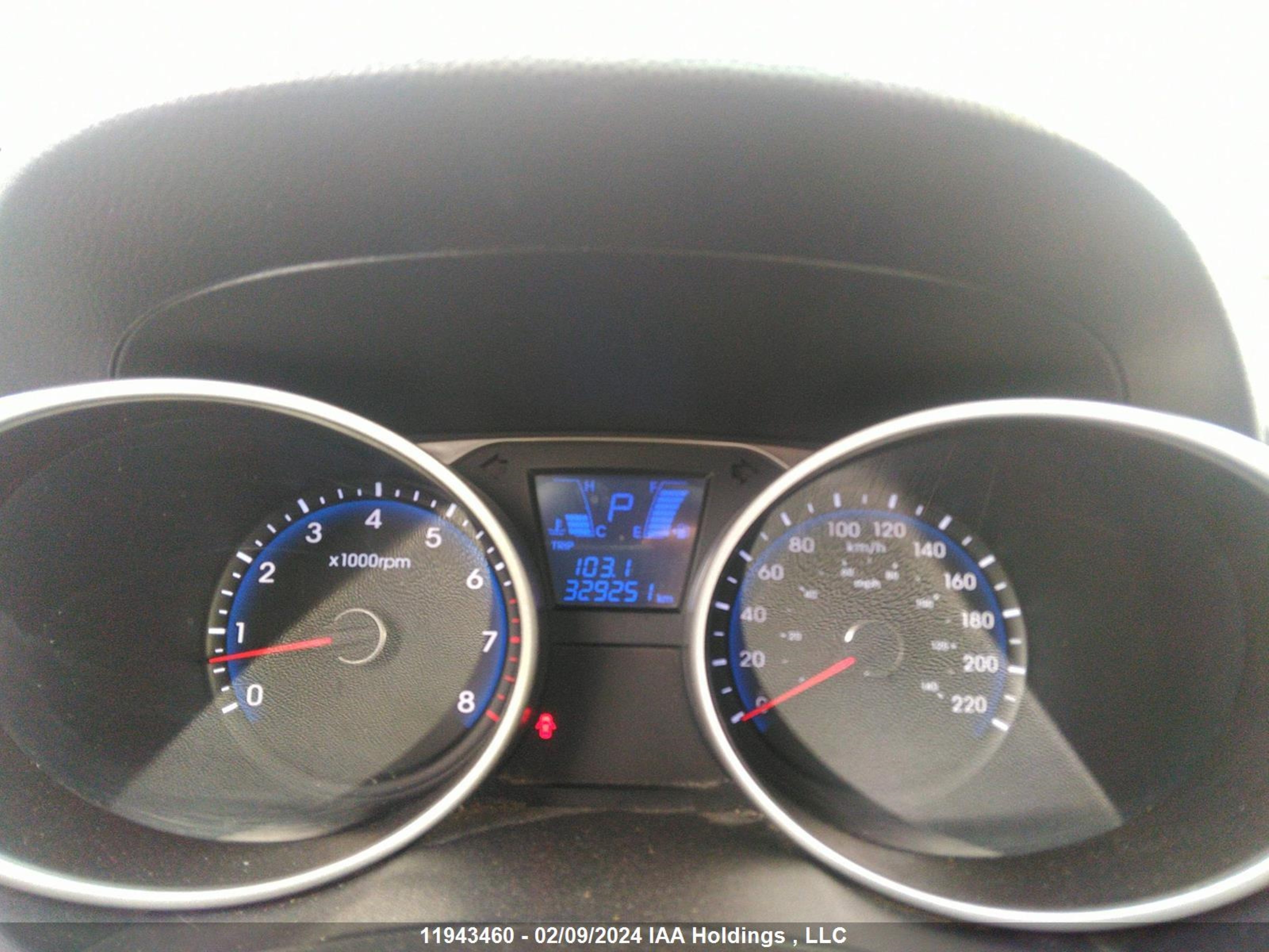 Photo 6 VIN: KM8JU3AC7CU406143 - HYUNDAI TUCSON 