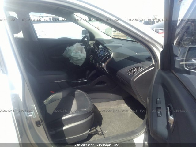 Photo 4 VIN: KM8JU3AC7CU491050 - HYUNDAI TUCSON 