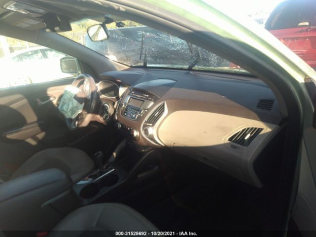 Photo 4 VIN: KM8JU3AC7DU546811 - HYUNDAI TUCSON 