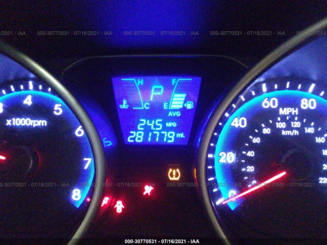 Photo 6 VIN: KM8JU3AC8AU056485 - HYUNDAI TUCSON 