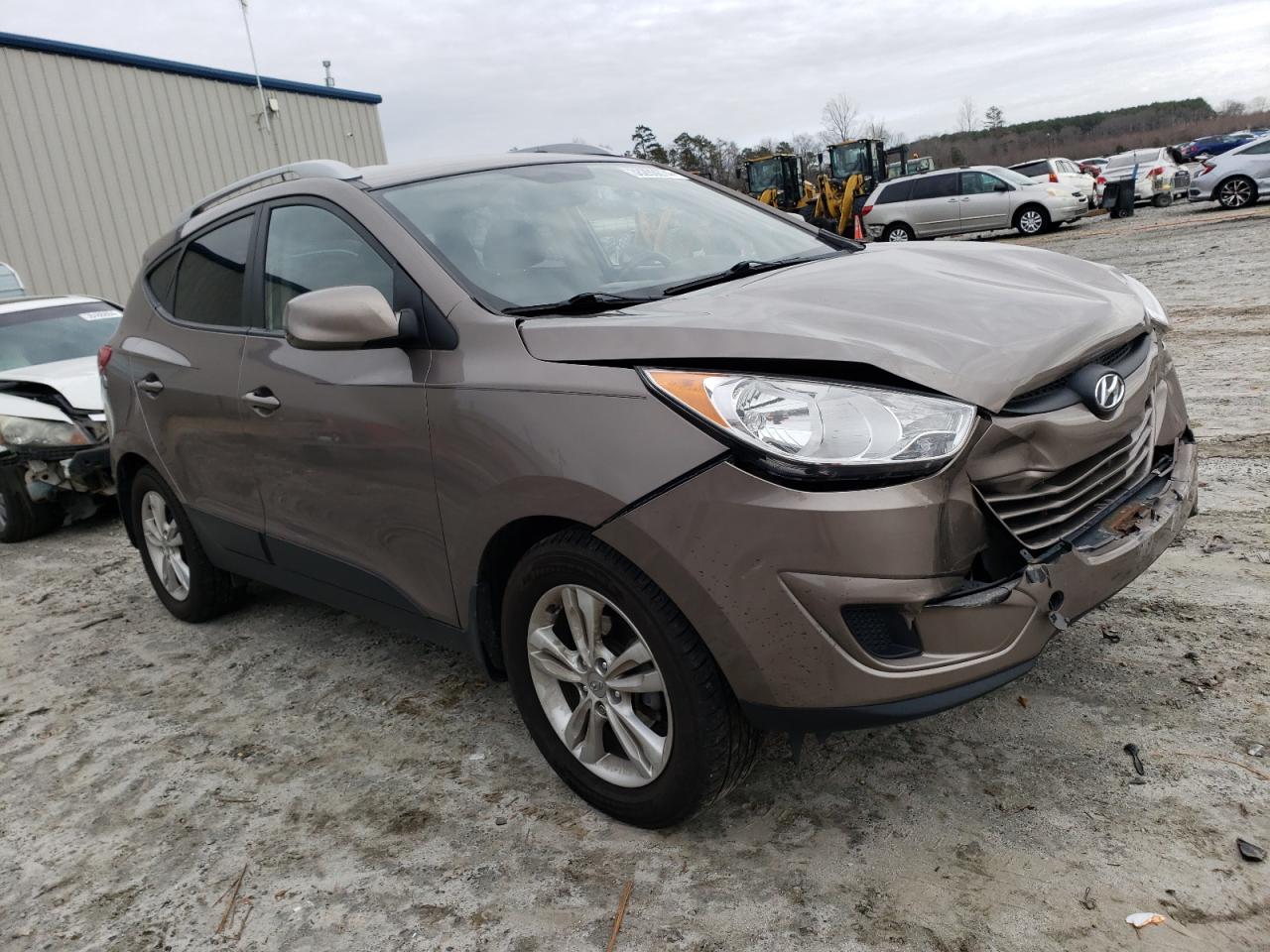 Photo 3 VIN: KM8JU3AC8BU291924 - HYUNDAI TUCSON 