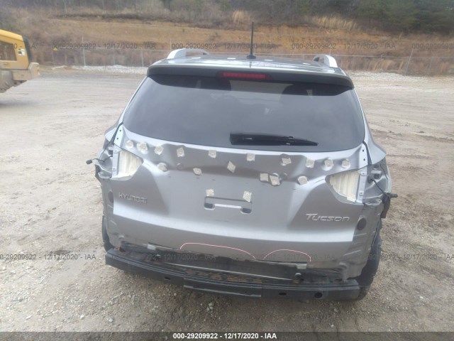 Photo 5 VIN: KM8JU3AC8BU294001 - HYUNDAI TUCSON 