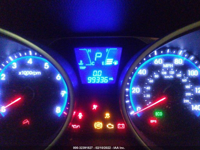 Photo 6 VIN: KM8JU3AC8CU485127 - HYUNDAI TUCSON 