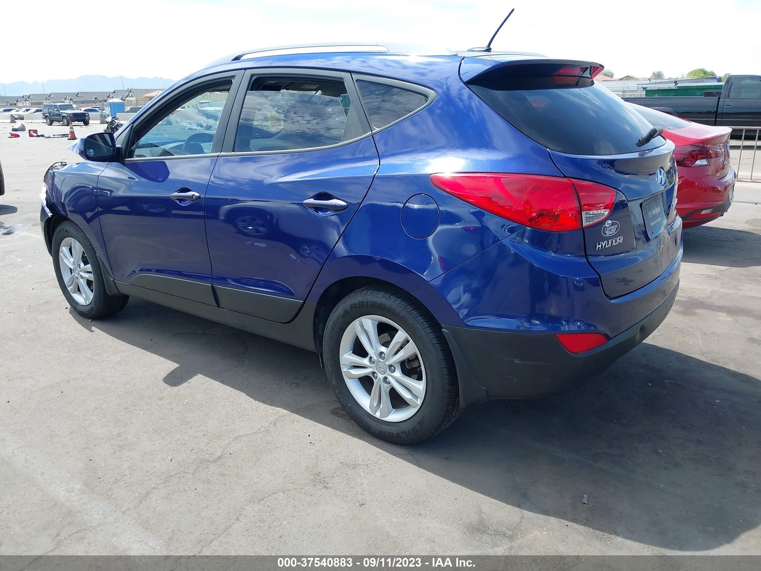 Photo 2 VIN: KM8JU3AC9BU157178 - HYUNDAI TUCSON 