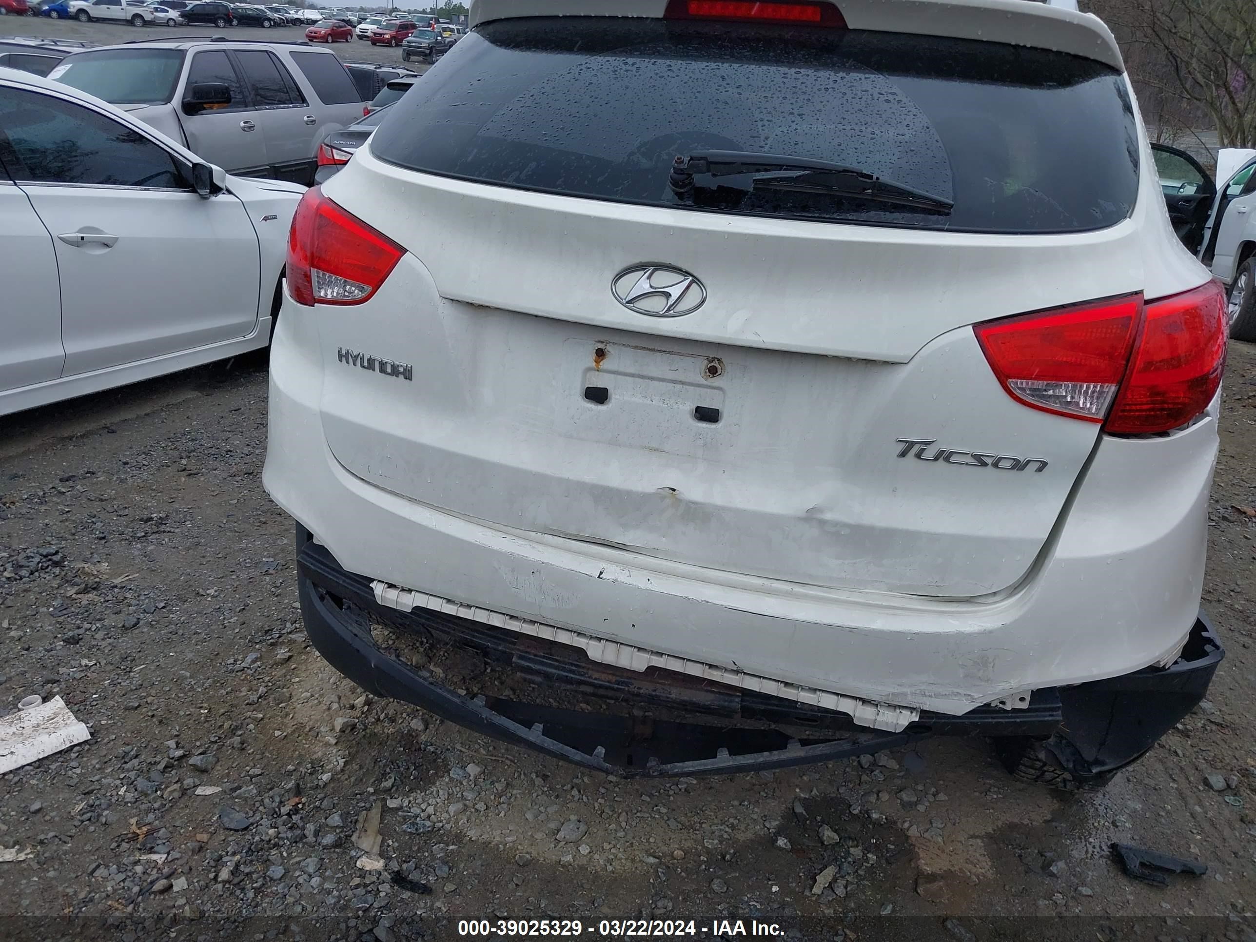 Photo 5 VIN: KM8JU3AC9BU261489 - HYUNDAI TUCSON 