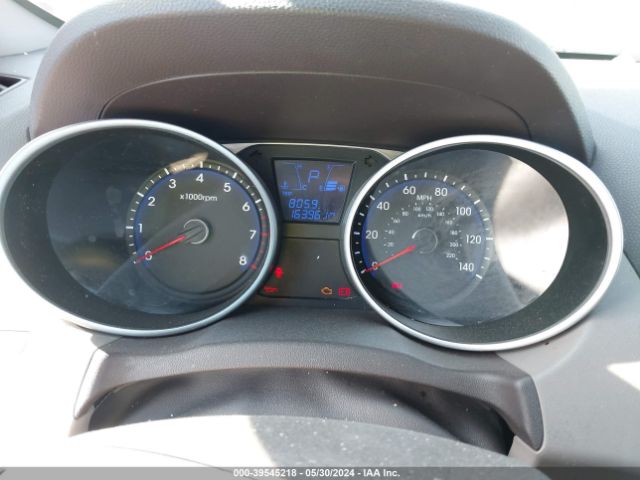 Photo 6 VIN: KM8JU3AC9CU497643 - HYUNDAI TUCSON 