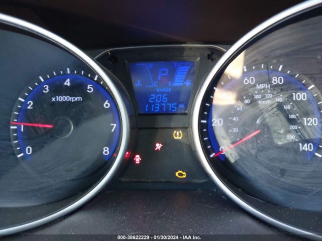 Photo 6 VIN: KM8JU3ACXBU148408 - HYUNDAI TUCSON 