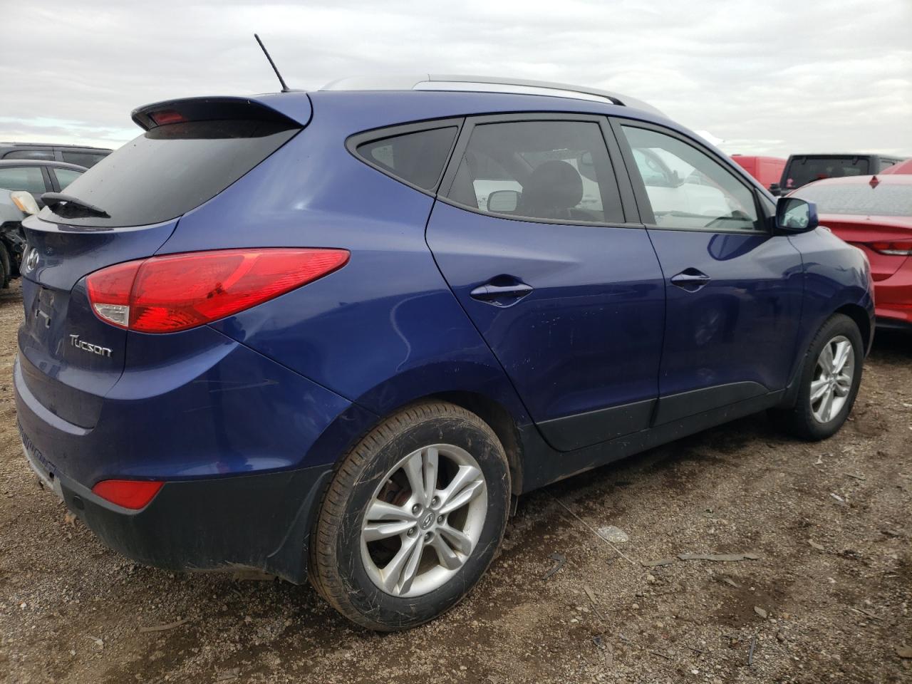 Photo 2 VIN: KM8JU3ACXBU169808 - HYUNDAI TUCSON 