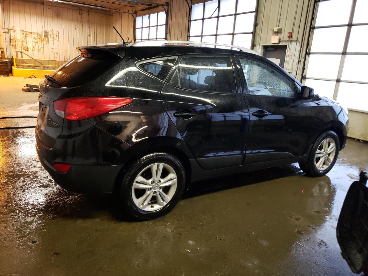 Photo 2 VIN: KM8JU3ACXBU203519 - HYUNDAI TUCSON 