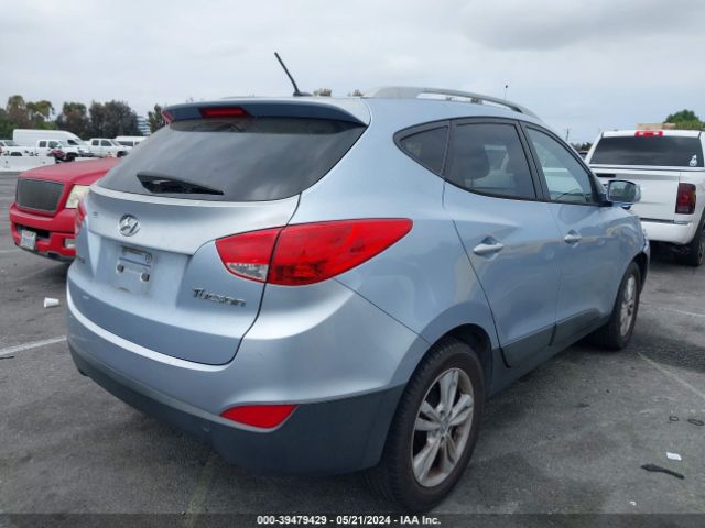 Photo 3 VIN: KM8JU3ACXBU205982 - HYUNDAI TUCSON 