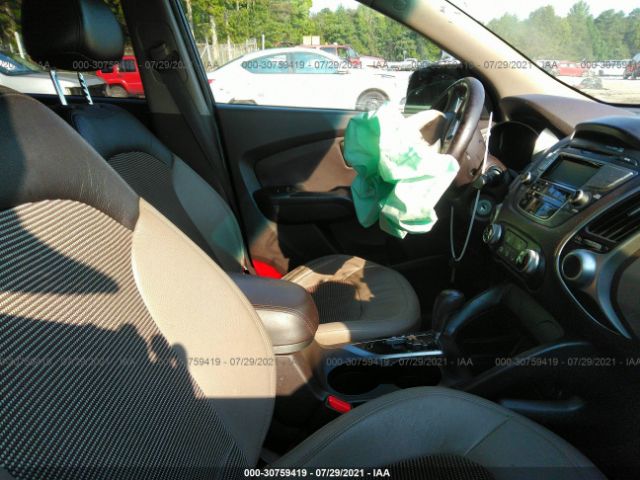 Photo 4 VIN: KM8JU3ACXCU339165 - HYUNDAI TUCSON 