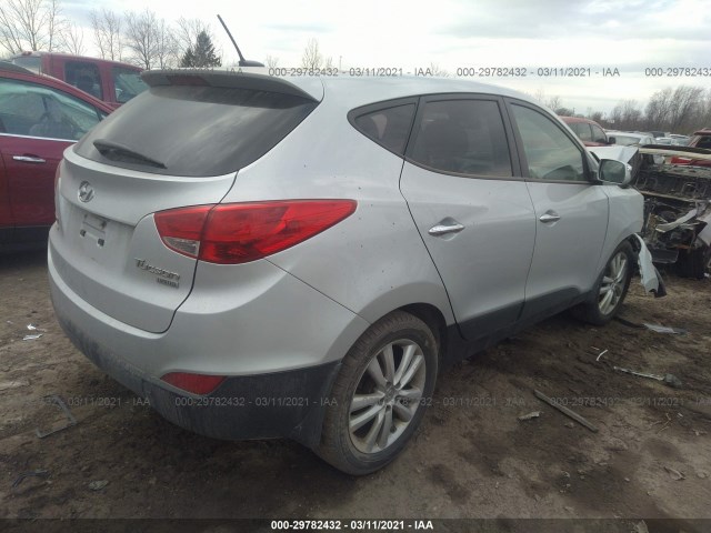 Photo 3 VIN: KM8JU3ACXCU343328 - HYUNDAI TUCSON 