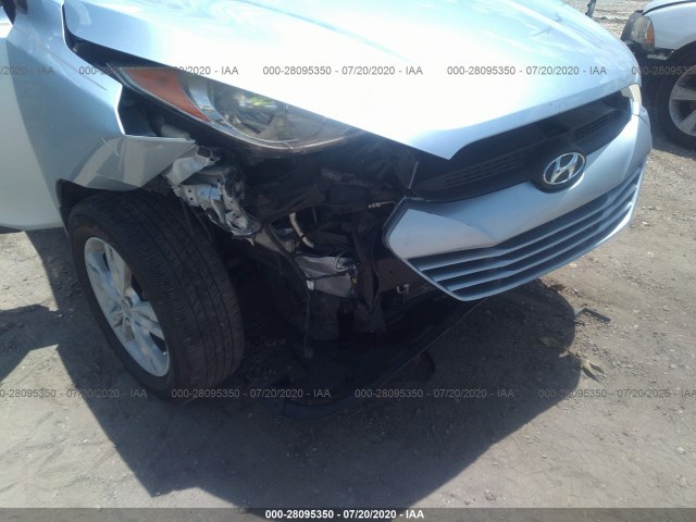 Photo 5 VIN: KM8JU3ACXCU385613 - HYUNDAI TUCSON 