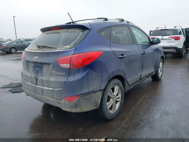 Photo 3 VIN: KM8JU3ACXCU460181 - HYUNDAI TUCSON 