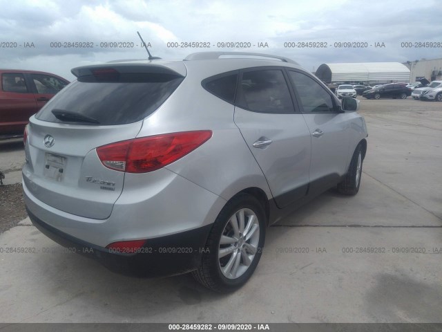 Photo 3 VIN: KM8JU3ACXCU483055 - HYUNDAI TUCSON 