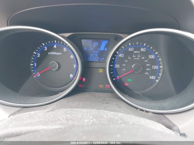 Photo 6 VIN: KM8JU3AG1FU117315 - HYUNDAI TUCSON 