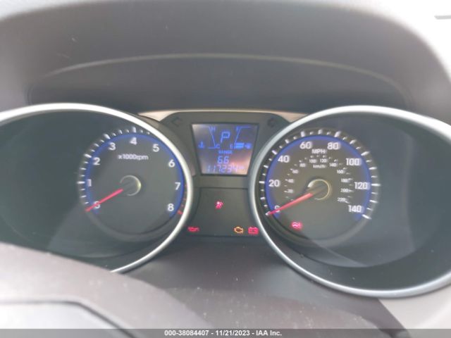 Photo 6 VIN: KM8JU3AG1FU965548 - HYUNDAI TUCSON 