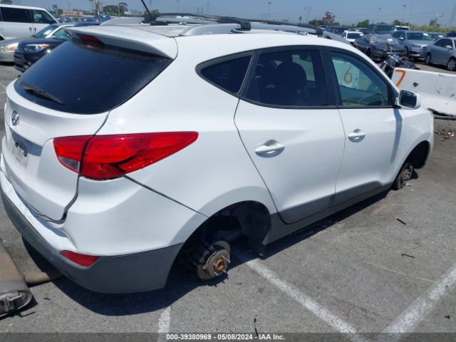 Photo 3 VIN: KM8JU3AG2FU055603 - HYUNDAI TUCSON 