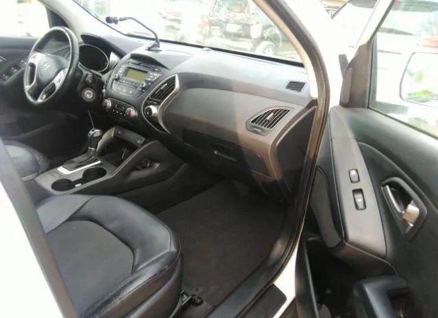 Photo 4 VIN: KM8JU3AG3EU830571 - HYUNDAI TUCSON 