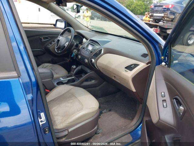 Photo 4 VIN: KM8JU3AG4FU010324 - HYUNDAI TUCSON 