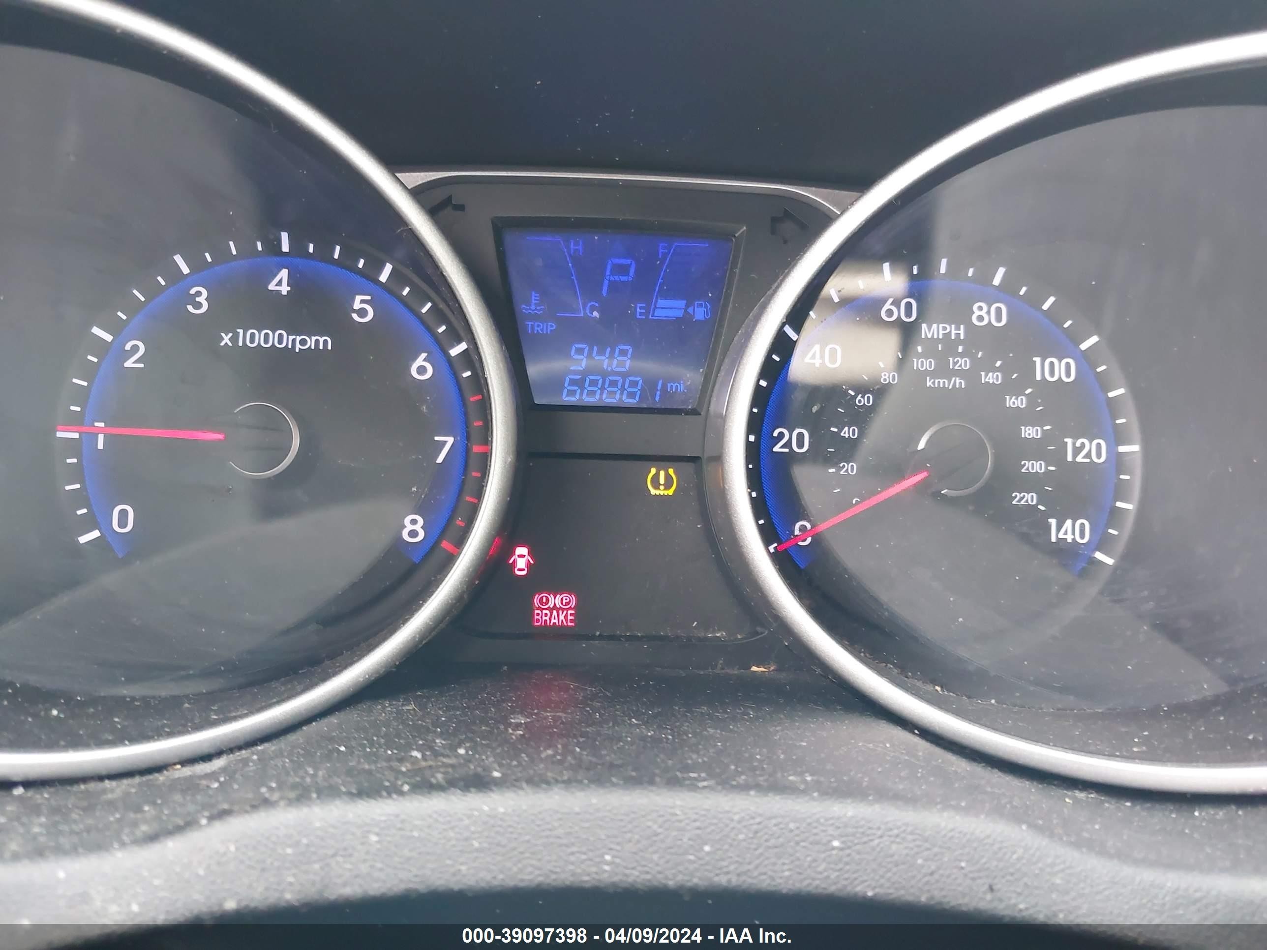 Photo 6 VIN: KM8JU3AG7EU824398 - HYUNDAI TUCSON 