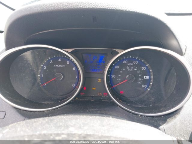 Photo 6 VIN: KM8JU3AG7FU003058 - HYUNDAI TUCSON 