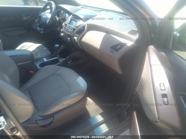 Photo 4 VIN: KM8JU3AGXFU070009 - HYUNDAI TUCSON 