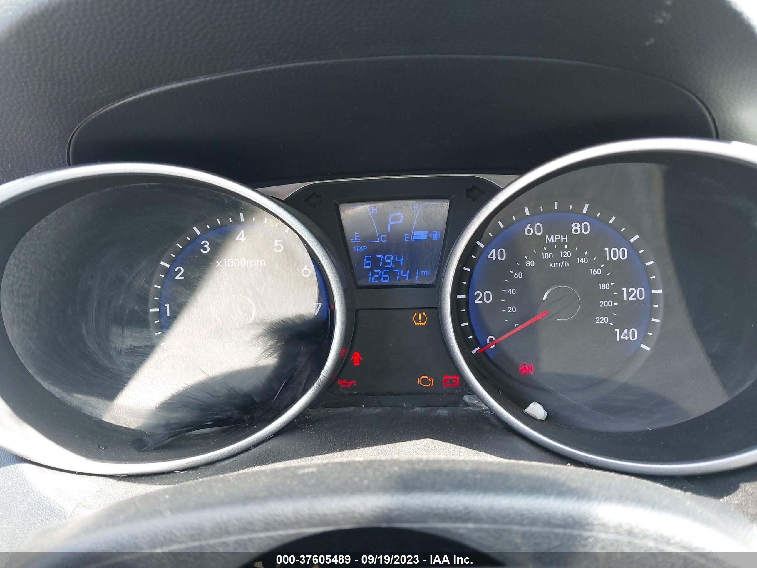 Photo 6 VIN: KM8JU3AGXFU979044 - HYUNDAI TUCSON 