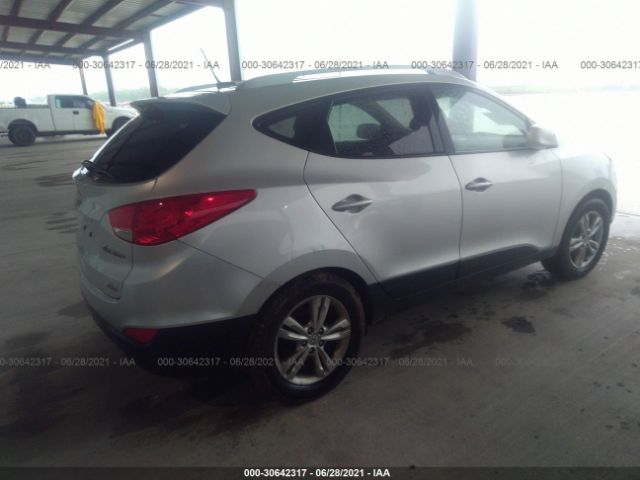 Photo 3 VIN: KM8JUCAC0AU052723 - HYUNDAI TUCSON 