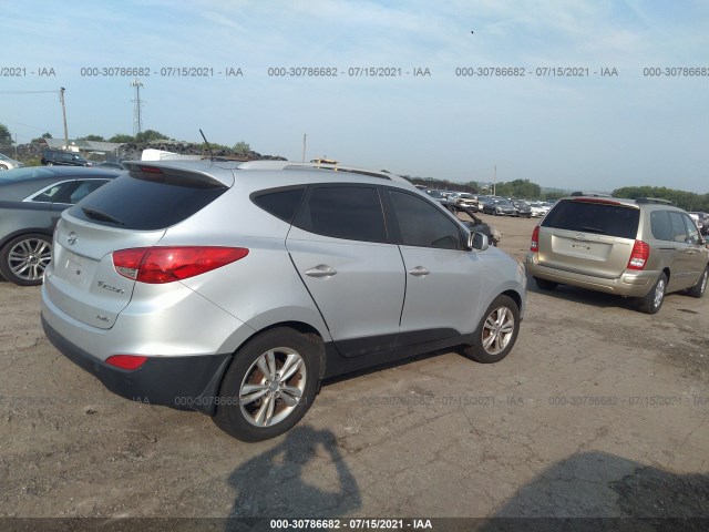 Photo 3 VIN: KM8JUCAC0AU076973 - HYUNDAI TUCSON 