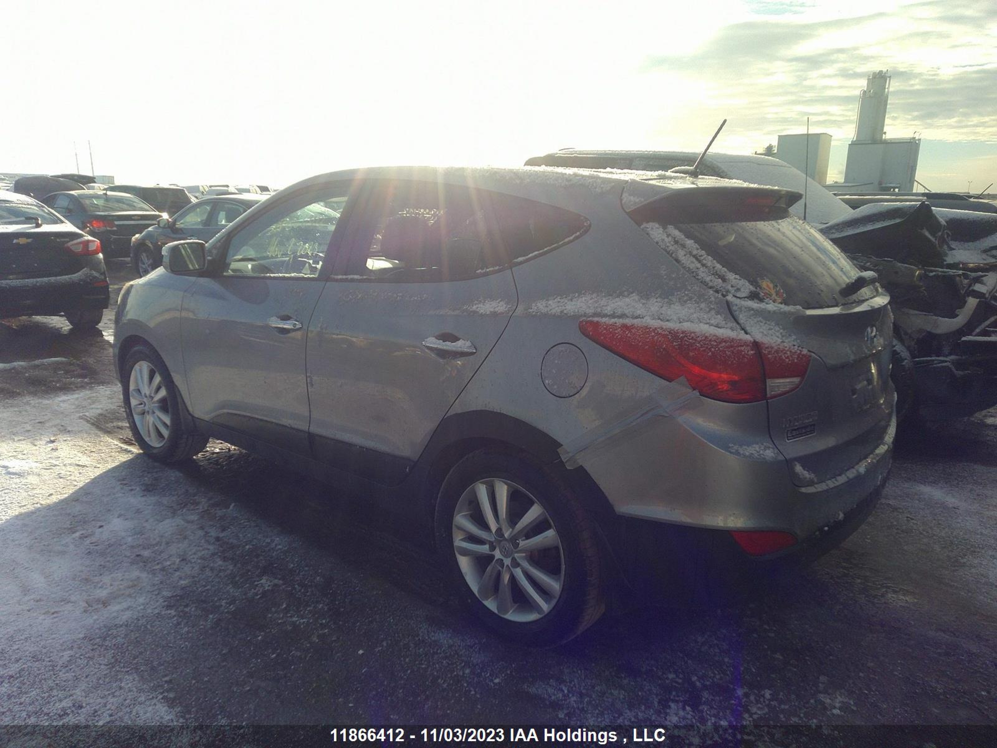 Photo 2 VIN: KM8JUCAC0BU221852 - HYUNDAI TUCSON 