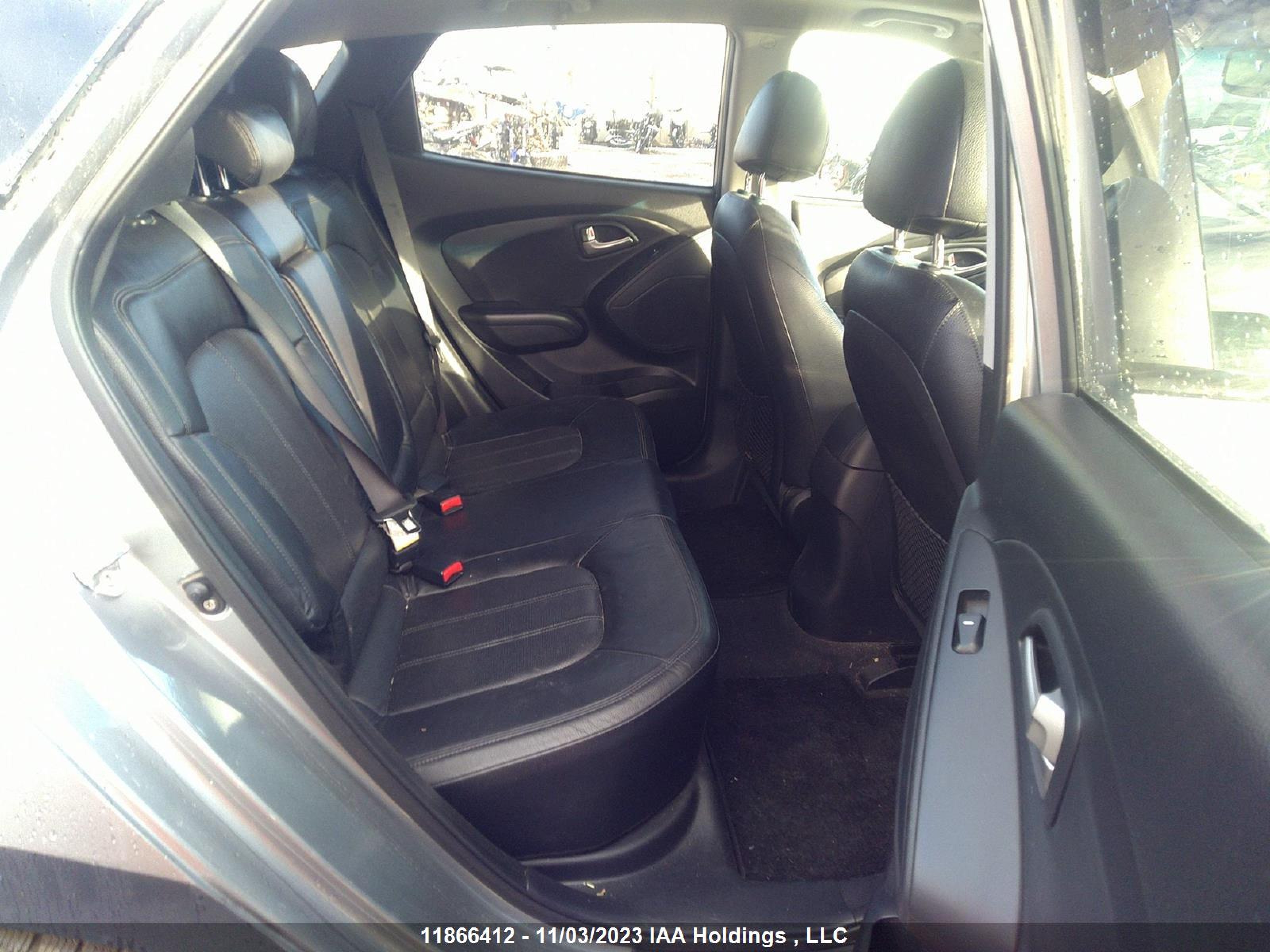 Photo 7 VIN: KM8JUCAC0BU221852 - HYUNDAI TUCSON 