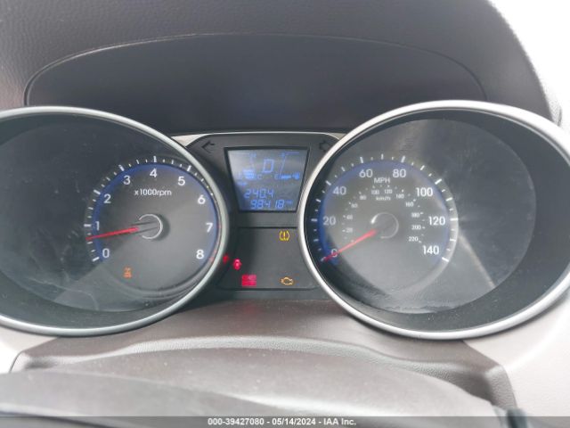 Photo 6 VIN: KM8JUCAC0CU374605 - HYUNDAI TUCSON 