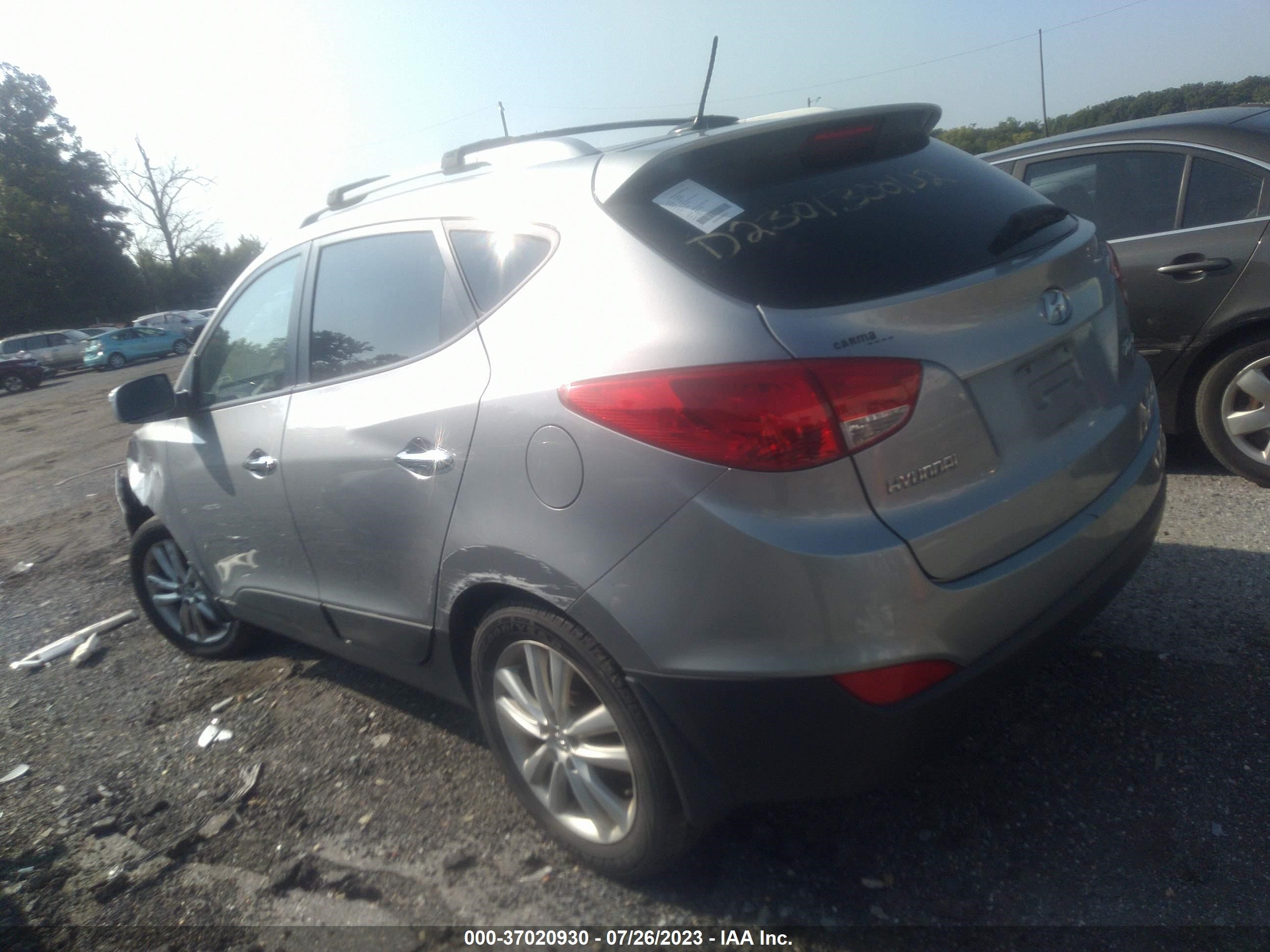 Photo 2 VIN: KM8JUCAC0CU466071 - HYUNDAI TUCSON 