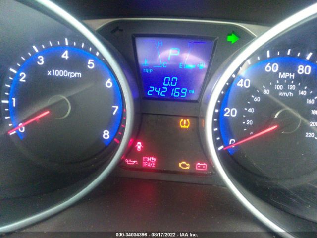 Photo 6 VIN: KM8JUCAC0CU489642 - HYUNDAI TUCSON 