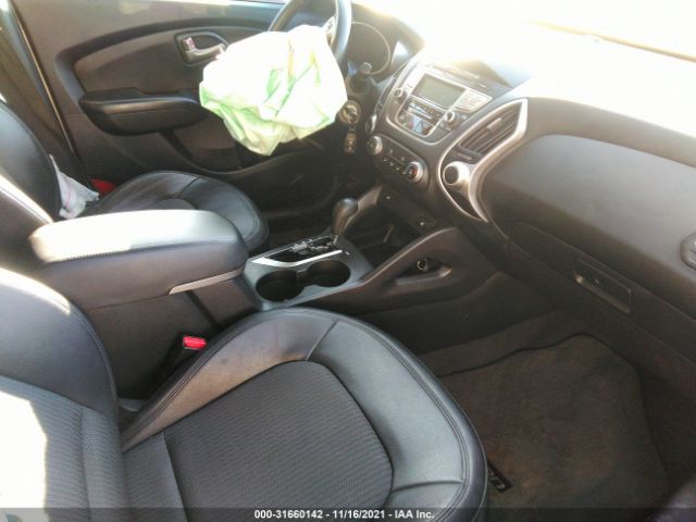 Photo 4 VIN: KM8JUCAC0DU568164 - HYUNDAI TUCSON 