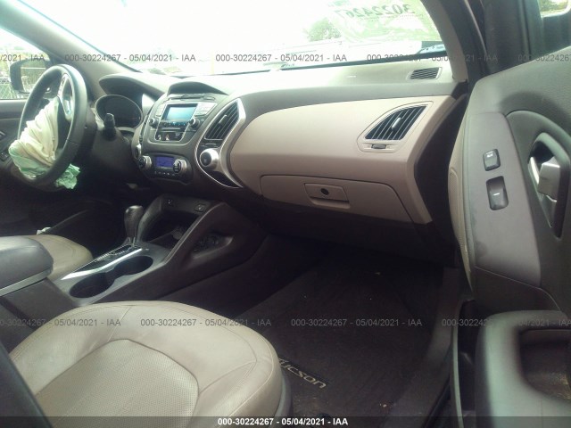 Photo 4 VIN: KM8JUCAC0DU621851 - HYUNDAI TUCSON 