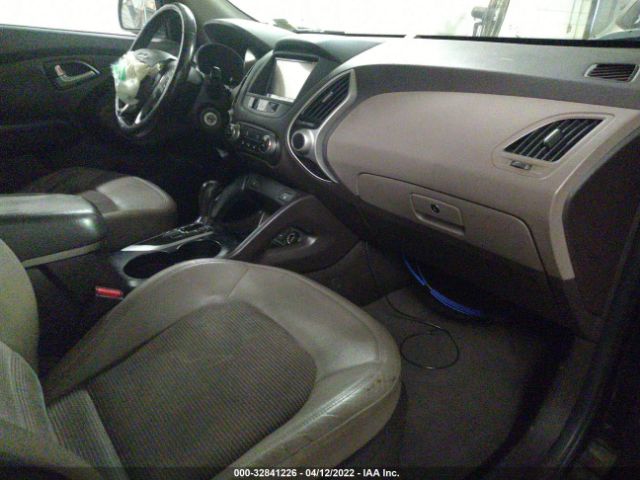 Photo 4 VIN: KM8JUCAC1BU133134 - HYUNDAI TUCSON 