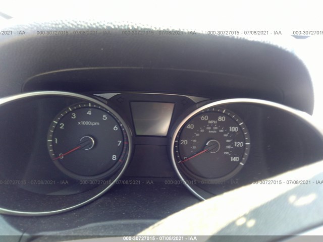 Photo 6 VIN: KM8JUCAC1BU200332 - HYUNDAI TUCSON 