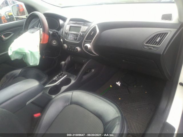 Photo 4 VIN: KM8JUCAC1CU420393 - HYUNDAI TUCSON 