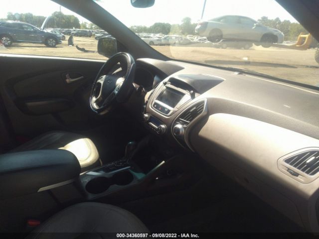 Photo 4 VIN: KM8JUCAC1DU622992 - HYUNDAI TUCSON 