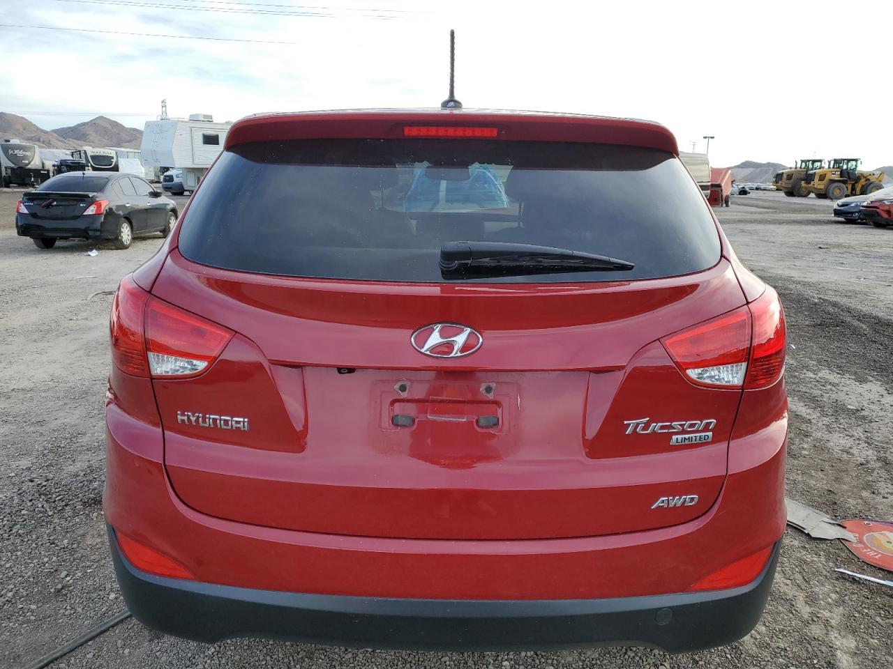 Photo 5 VIN: KM8JUCAC1DU775047 - HYUNDAI TUCSON 