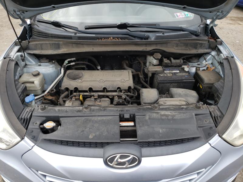 Photo 6 VIN: KM8JUCAC2BU200596 - HYUNDAI TUCSON 